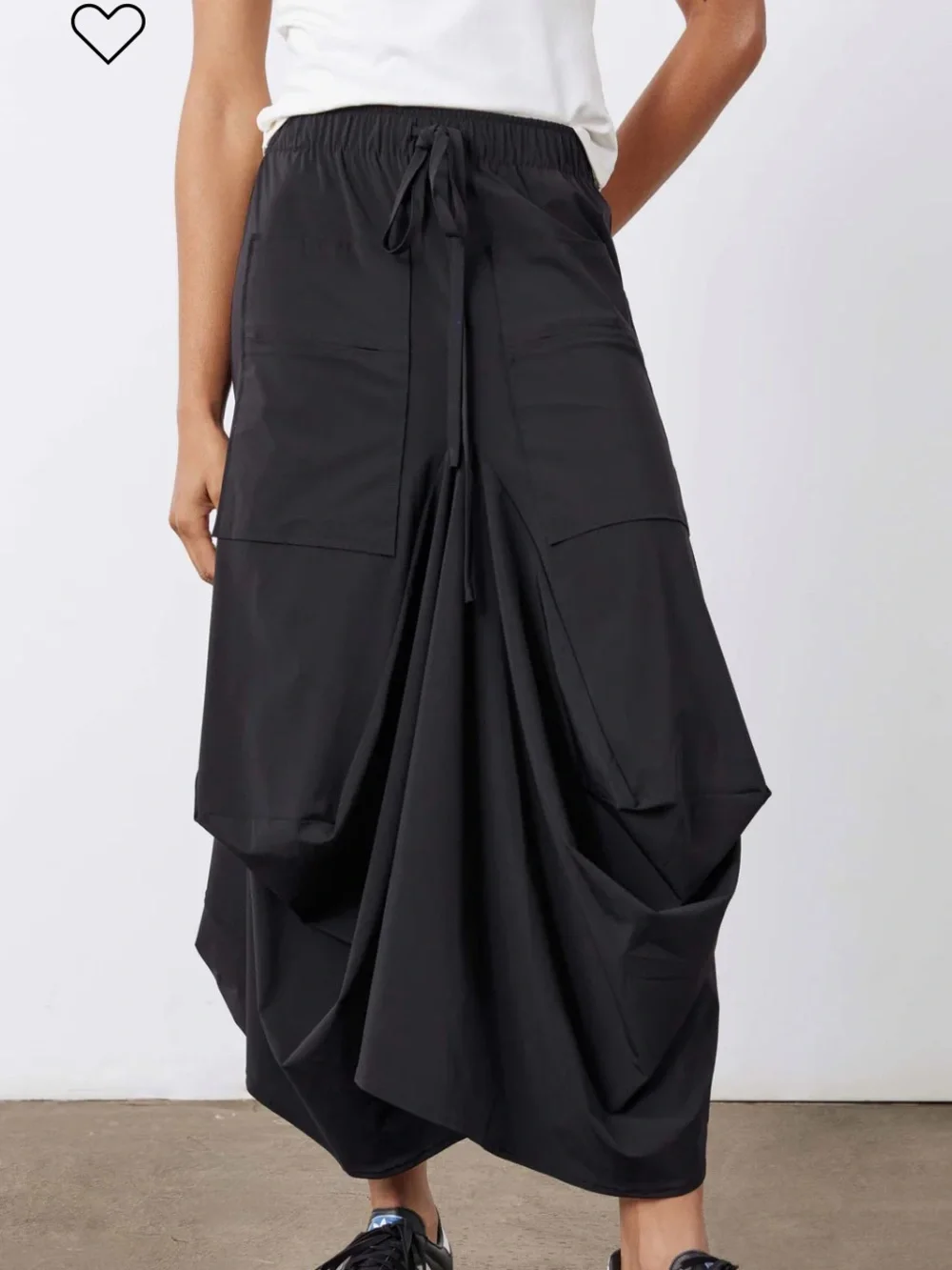 NWT Ruti The Petite Go-To Skirt in Black - Picture 1 of 5